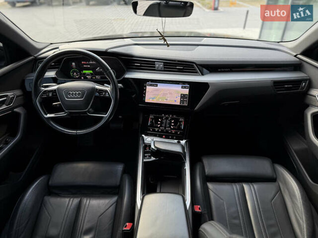 Черный Ауди E-Tron, объемом двигателя 0 л и пробегом 108 тыс. км за 33999 $, фото 59 на Automoto.ua