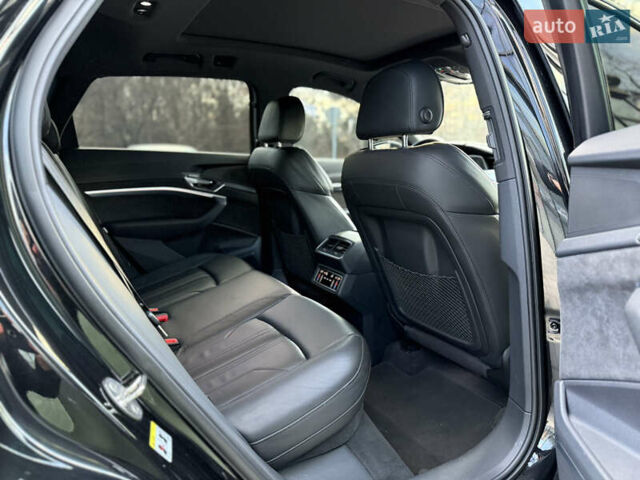 Черный Ауди E-Tron, объемом двигателя 0 л и пробегом 108 тыс. км за 33999 $, фото 65 на Automoto.ua