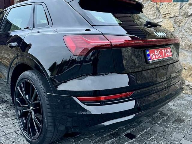 Черный Ауди E-Tron, объемом двигателя 0 л и пробегом 109 тыс. км за 28700 $, фото 20 на Automoto.ua
