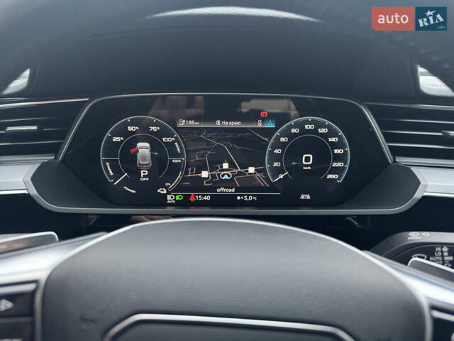 Черный Ауди E-Tron, объемом двигателя 0 л и пробегом 134 тыс. км за 27800 $, фото 41 на Automoto.ua