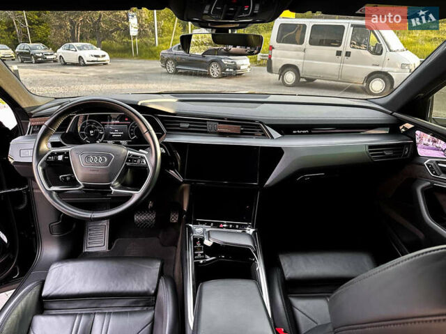 Черный Ауди E-Tron, объемом двигателя 0 л и пробегом 50 тыс. км за 31900 $, фото 27 на Automoto.ua