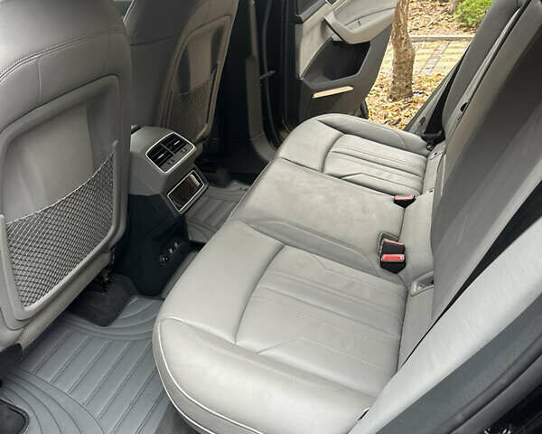 Ауді E-Tron 2019 у Ирпене на Automoto.ua Чорний Ауді E-Tron, об'ємом двигуна 0 л та пробігом 71 тис. км за 38300 $, фото 13 на Automoto.ua