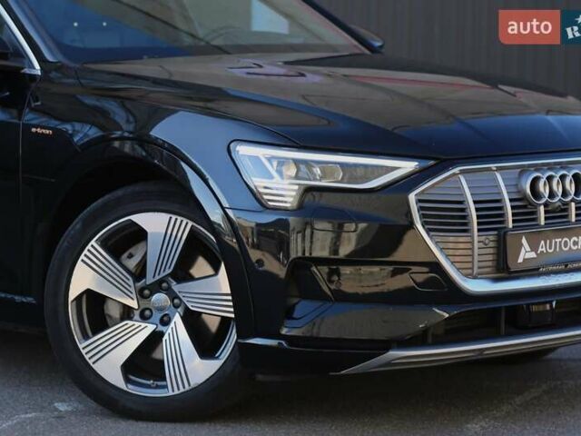Черный Ауди E-Tron, объемом двигателя 0 л и пробегом 140 тыс. км за 31900 $, фото 3 на Automoto.ua