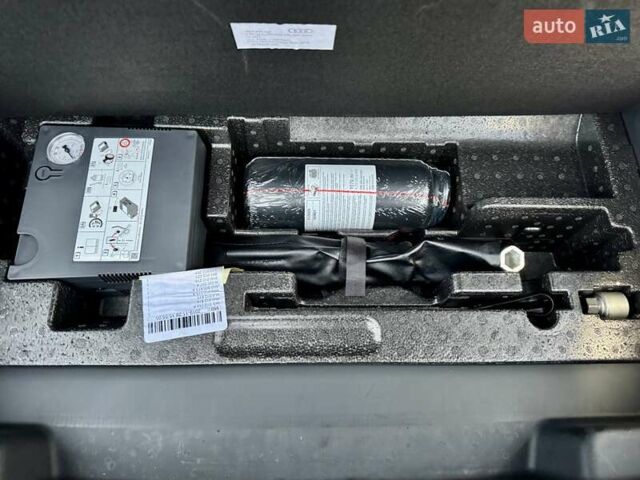 Черный Ауди E-Tron, объемом двигателя 0 л и пробегом 109 тыс. км за 28700 $, фото 61 на Automoto.ua