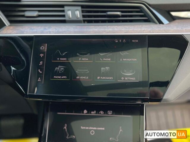 Черный Ауди E-Tron, объемом двигателя 95 л и пробегом 64 тыс. км за 35900 $, фото 14 на Automoto.ua