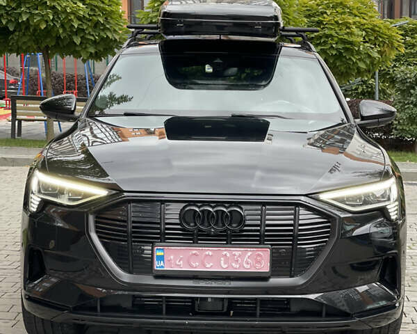 Черный Ауди E-Tron, объемом двигателя 0 л и пробегом 114 тыс. км за 28900 $, фото 2 на Automoto.ua