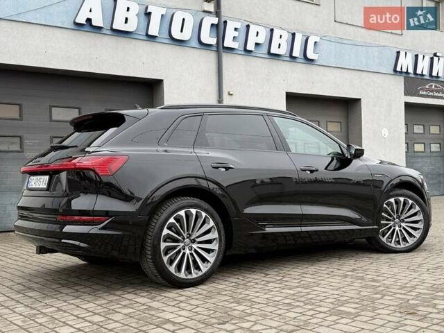 Чорний Ауді E-Tron, об'ємом двигуна 0 л та пробігом 76 тис. км за 31000 $, фото 13 на Automoto.ua