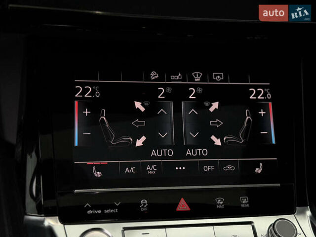 Чорний Ауді E-Tron, об'ємом двигуна 0 л та пробігом 162 тис. км за 28500 $, фото 73 на Automoto.ua