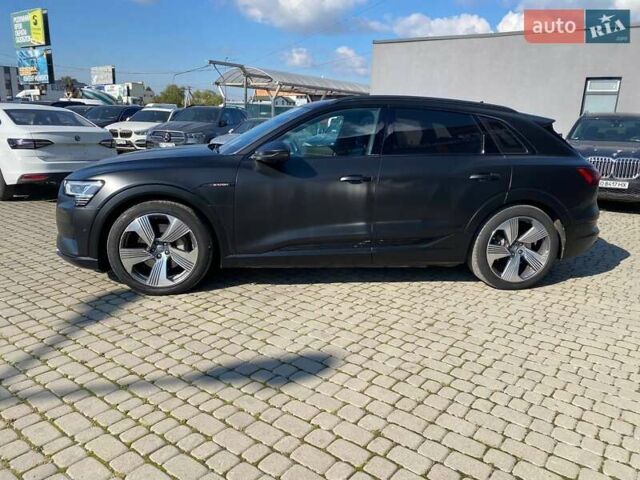 Черный Ауди E-Tron, объемом двигателя 0 л и пробегом 81 тыс. км за 34950 $, фото 5 на Automoto.ua