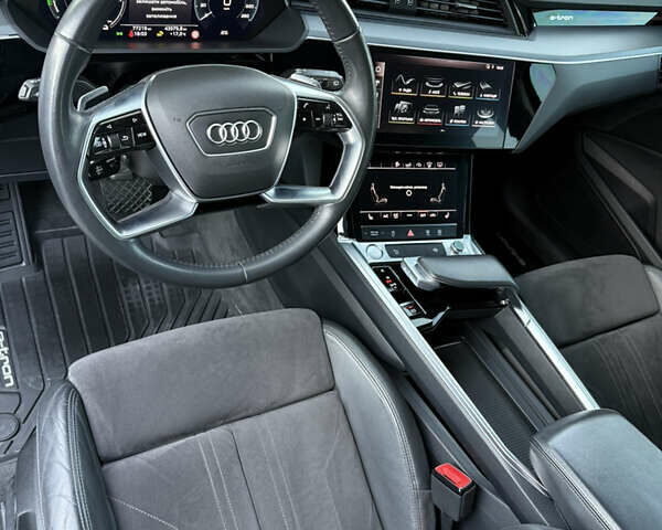 Черный Ауди E-Tron, объемом двигателя 0 л и пробегом 77 тыс. км за 30900 $, фото 51 на Automoto.ua