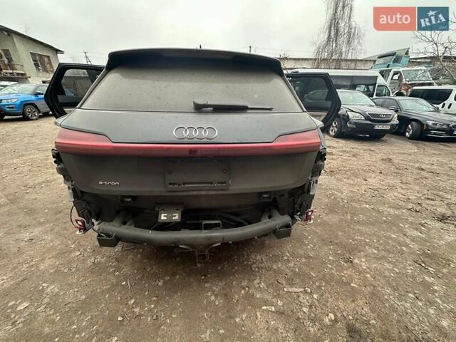 Чорний Ауді E-Tron, об'ємом двигуна 0 л та пробігом 97 тис. км за 19000 $, фото 2 на Automoto.ua