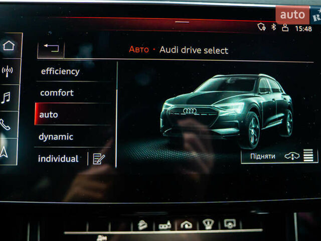 Чорний Ауді E-Tron, об'ємом двигуна 0 л та пробігом 100 тис. км за 31400 $, фото 93 на Automoto.ua