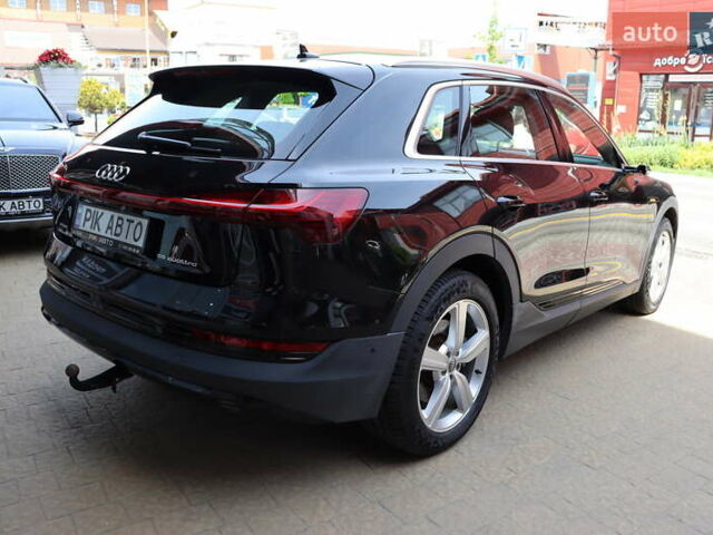 Чорний Ауді E-Tron, об'ємом двигуна 0 л та пробігом 86 тис. км за 29800 $, фото 2 на Automoto.ua