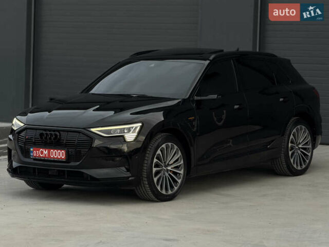 Чорний Ауді E-Tron, об'ємом двигуна 0 л та пробігом 162 тис. км за 28500 $, фото 1 на Automoto.ua