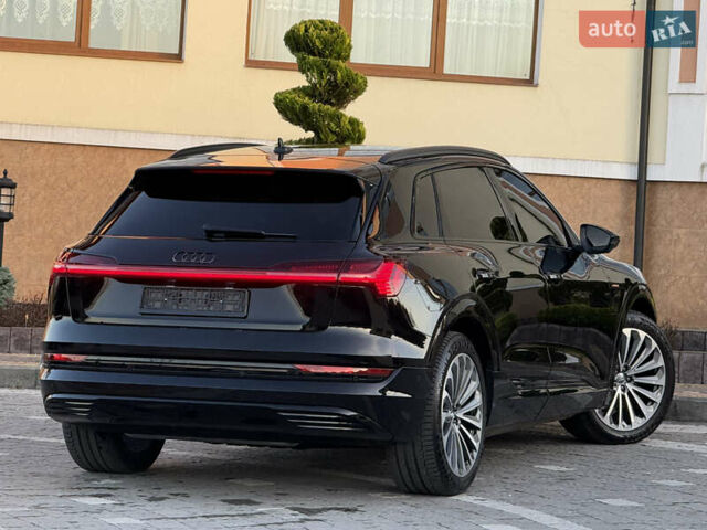 Черный Ауди E-Tron, объемом двигателя 0 л и пробегом 88 тыс. км за 29900 $, фото 43 на Automoto.ua