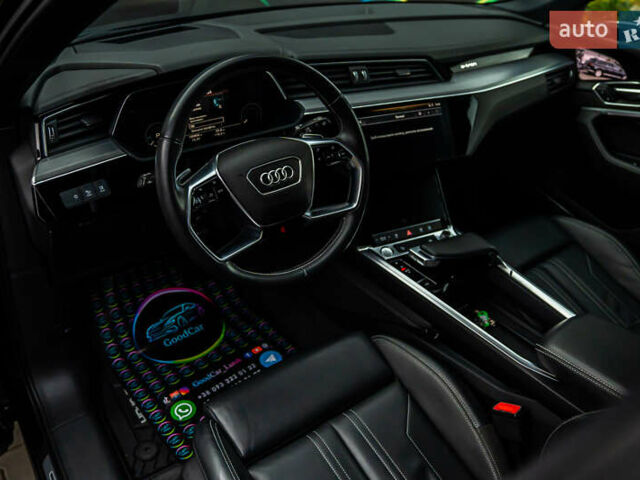 Чорний Ауді E-Tron, об'ємом двигуна 0 л та пробігом 100 тис. км за 31400 $, фото 55 на Automoto.ua