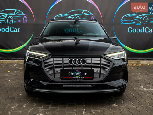 Чорний Ауді E-Tron, об'ємом двигуна 0 л та пробігом 100 тис. км за 31400 $, фото 5 на Automoto.ua