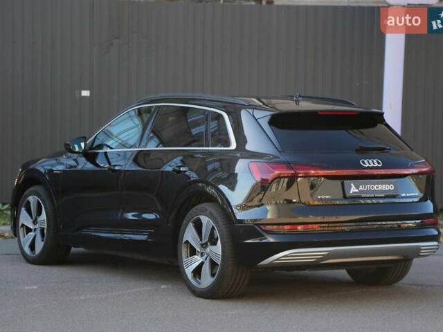 Черный Ауди E-Tron, объемом двигателя 0 л и пробегом 140 тыс. км за 31900 $, фото 4 на Automoto.ua