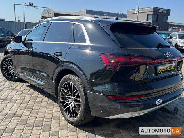 Черный Ауди E-Tron, объемом двигателя 95 л и пробегом 157 тыс. км за 31000 $, фото 3 на Automoto.ua