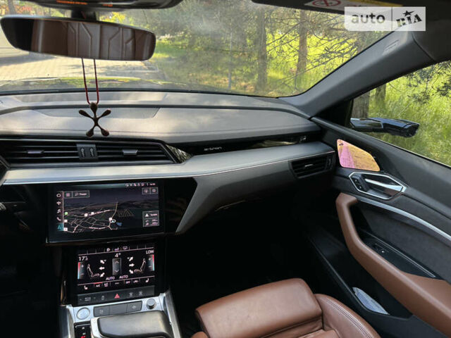 Черный Ауди E-Tron, объемом двигателя 0 л и пробегом 199 тыс. км за 27499 $, фото 34 на Automoto.ua
