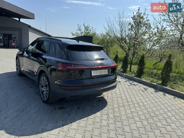 Чорний Ауді E-Tron, об'ємом двигуна 0 л та пробігом 95 тис. км за 32500 $, фото 3 на Automoto.ua