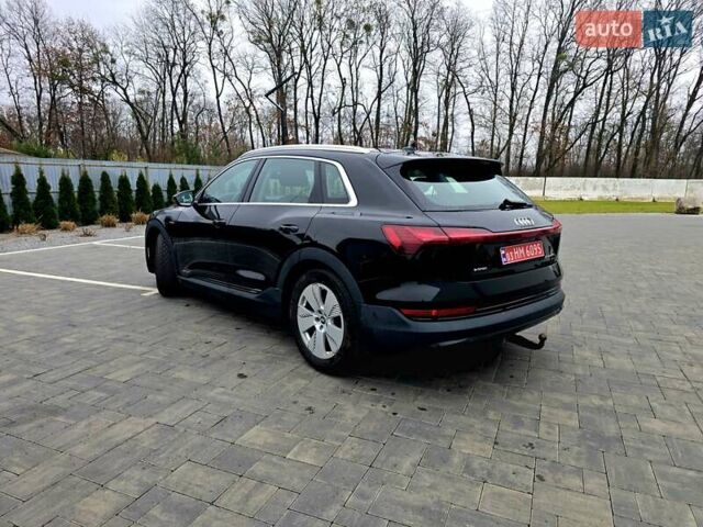 Чорний Ауді E-Tron, об'ємом двигуна 0 л та пробігом 135 тис. км за 22900 $, фото 1 на Automoto.ua