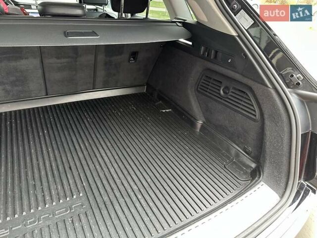 Черный Ауди E-Tron, объемом двигателя 0 л и пробегом 85 тыс. км за 31500 $, фото 73 на Automoto.ua