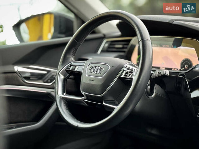 Чорний Ауді E-Tron, об'ємом двигуна 0 л та пробігом 140 тис. км за 26000 $, фото 66 на Automoto.ua