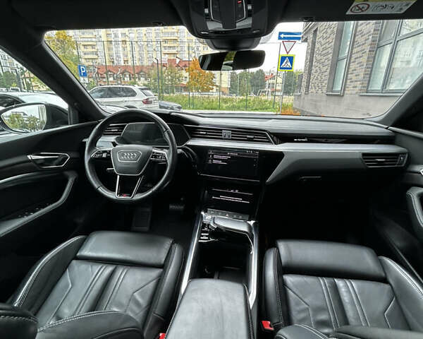 Черный Ауди E-Tron, объемом двигателя 0 л и пробегом 101 тыс. км за 29350 $, фото 65 на Automoto.ua