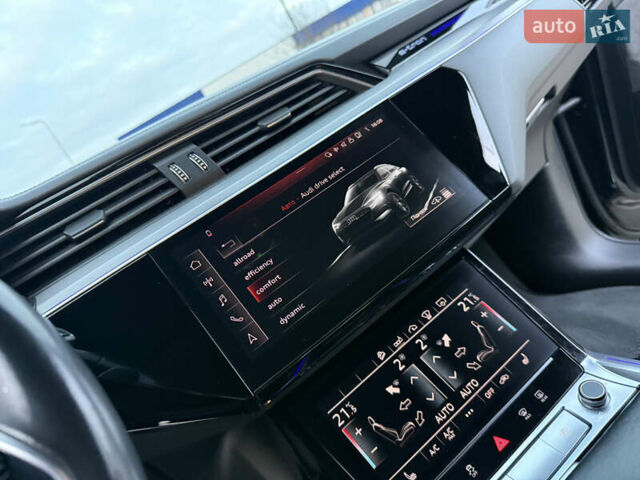 Черный Ауди E-Tron, объемом двигателя 0 л и пробегом 88 тыс. км за 29999 $, фото 66 на Automoto.ua