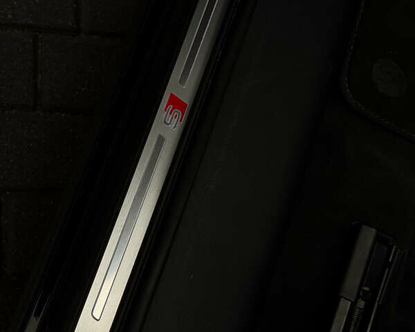 Черный Ауди E-Tron, объемом двигателя 0 л и пробегом 71 тыс. км за 34300 $, фото 12 на Automoto.ua