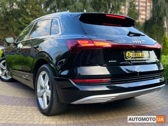 Черный Ауди E-Tron, объемом двигателя 95 л и пробегом 64 тыс. км за 35900 $, фото 10 на Automoto.ua