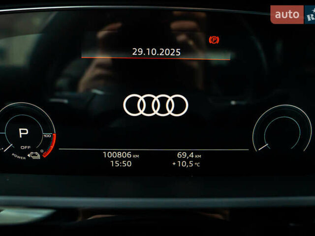 Чорний Ауді E-Tron, об'ємом двигуна 0 л та пробігом 100 тис. км за 31400 $, фото 99 на Automoto.ua