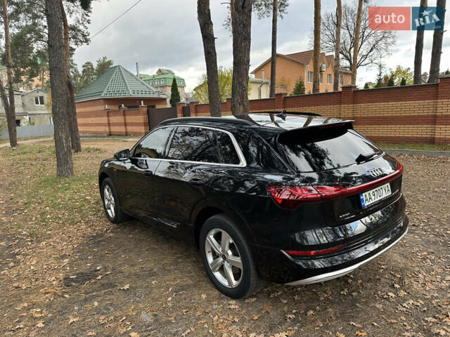 Ауді E-Tron 2019 у Ирпене на Automoto.ua Чорний Ауді E-Tron, об'ємом двигуна 0 л та пробігом 71 тис. км за 38300 $, фото 6 на Automoto.ua