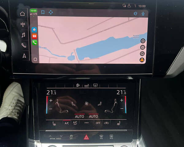 Чорний Ауді E-Tron, об'ємом двигуна 0 л та пробігом 133 тис. км за 27500 $, фото 8 на Automoto.ua