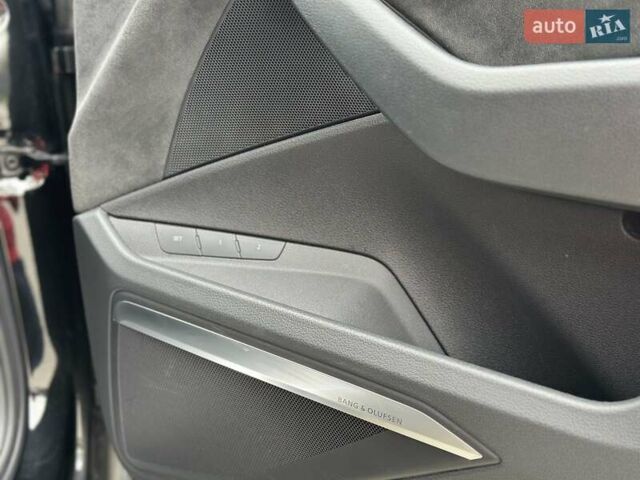 Черный Ауди E-Tron, объемом двигателя 0 л и пробегом 85 тыс. км за 31500 $, фото 16 на Automoto.ua