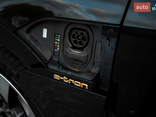 Черный Ауди E-Tron, объемом двигателя 0 л и пробегом 133 тыс. км за 28900 $, фото 33 на Automoto.ua