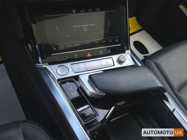 Черный Ауди E-Tron, объемом двигателя 95 л и пробегом 64 тыс. км за 35900 $, фото 28 на Automoto.ua