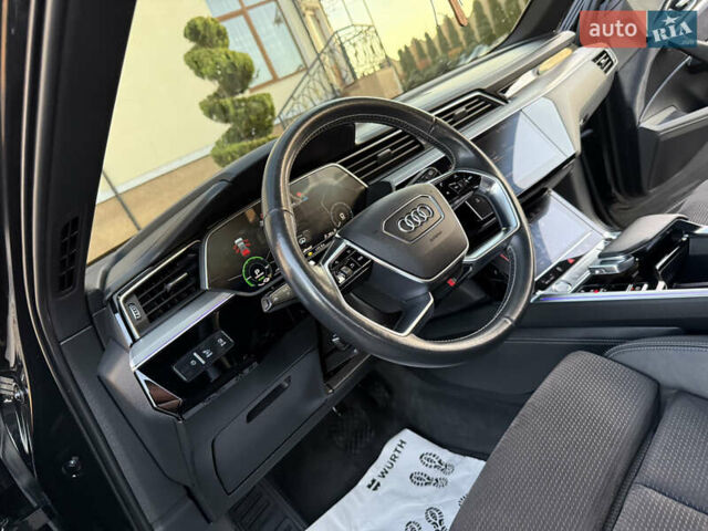 Черный Ауди E-Tron, объемом двигателя 0 л и пробегом 88 тыс. км за 31999 $, фото 63 на Automoto.ua