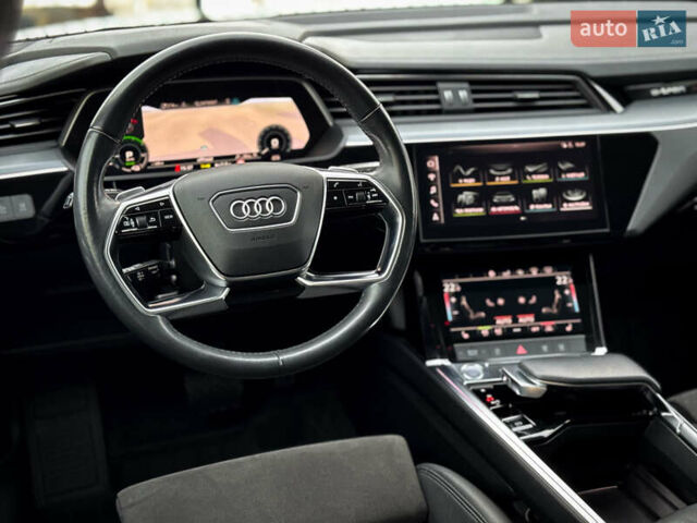 Чорний Ауді E-Tron, об'ємом двигуна 0 л та пробігом 140 тис. км за 26000 $, фото 77 на Automoto.ua