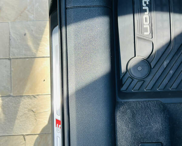 Ауді E-Tron 2019 у Тернополі на Automoto.ua Чорний Ауді E-Tron, об'ємом двигуна 0 л та пробігом 120 тис. км за 37000 $, фото 27 на Automoto.ua