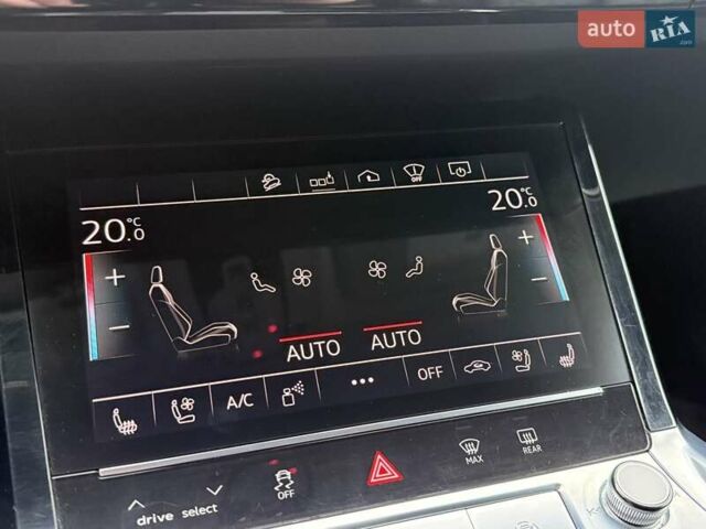 Чорний Ауді E-Tron, об'ємом двигуна 0 л та пробігом 76 тис. км за 31000 $, фото 43 на Automoto.ua