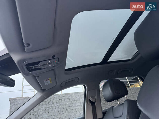 Черный Ауди E-Tron, объемом двигателя 0 л и пробегом 134 тыс. км за 27800 $, фото 31 на Automoto.ua