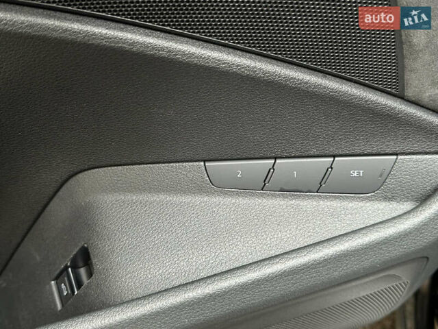 Черный Ауди E-Tron, объемом двигателя 0 л и пробегом 123 тыс. км за 28999 $, фото 40 на Automoto.ua