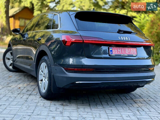 Черный Ауди E-Tron, объемом двигателя 0 л и пробегом 128 тыс. км за 28200 $, фото 41 на Automoto.ua