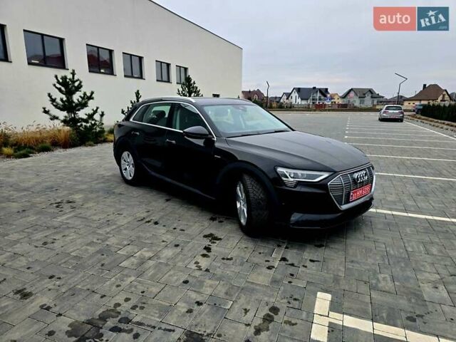 Чорний Ауді E-Tron, об'ємом двигуна 0 л та пробігом 135 тис. км за 22900 $, фото 11 на Automoto.ua