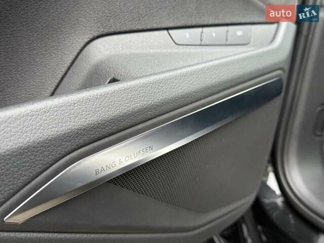 Чорний Ауді E-Tron, об'ємом двигуна 0 л та пробігом 76 тис. км за 31000 $, фото 38 на Automoto.ua