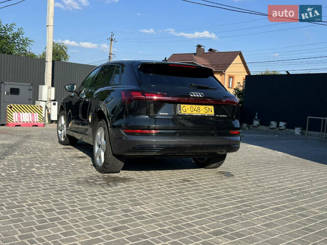 Черный Ауди E-Tron, объемом двигателя 0 л и пробегом 168 тыс. км за 25999 $, фото 22 на Automoto.ua