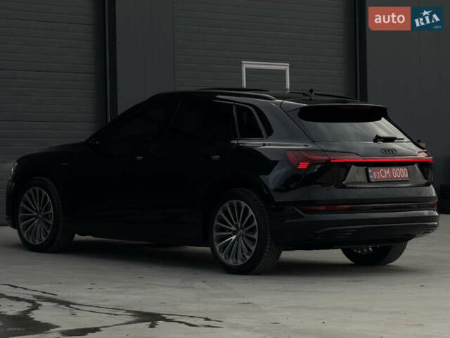 Чорний Ауді E-Tron, об'ємом двигуна 0 л та пробігом 162 тис. км за 28500 $, фото 14 на Automoto.ua