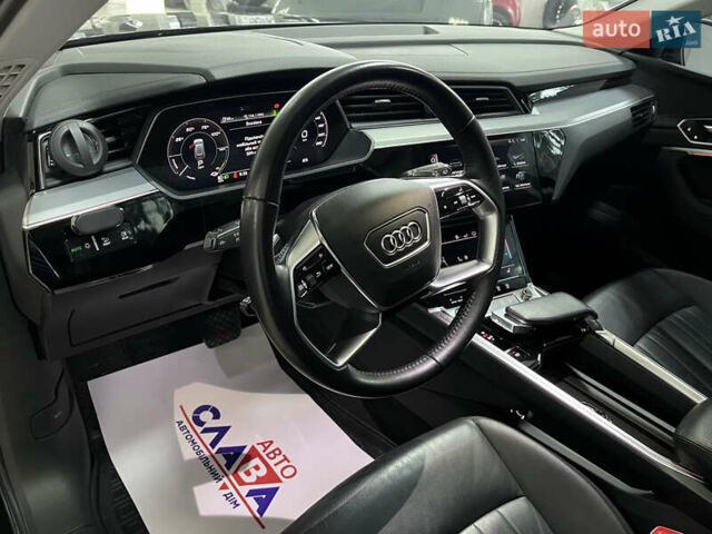 Чорний Ауді E-Tron, об'ємом двигуна 0 л та пробігом 66 тис. км за 27800 $, фото 20 на Automoto.ua
